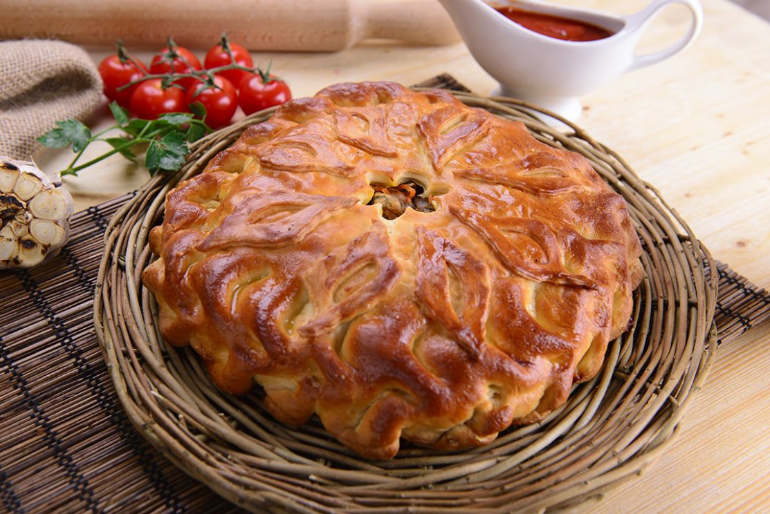 пирог со свининой и овощами